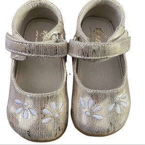 EUC See Kai Run Ginny Mary Jane sz 6 infant w/Box